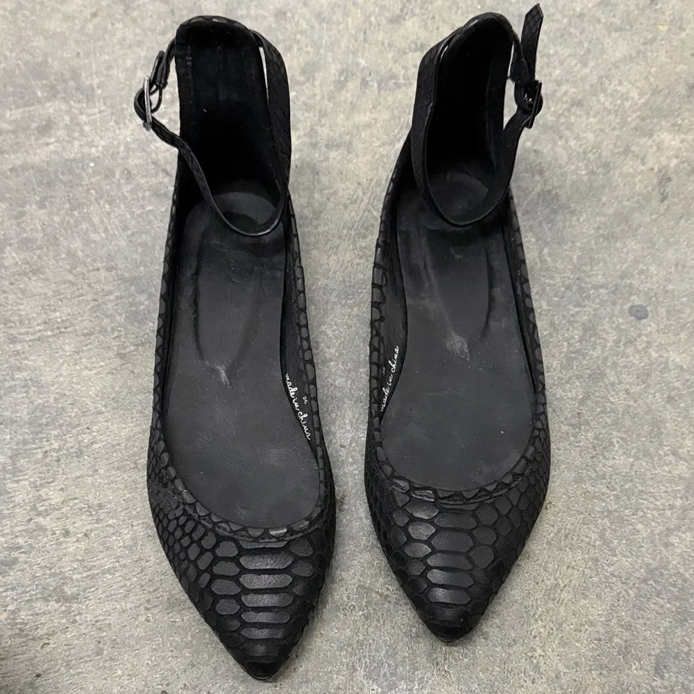 Joie Black Textured Flats - Picture 1 of 4